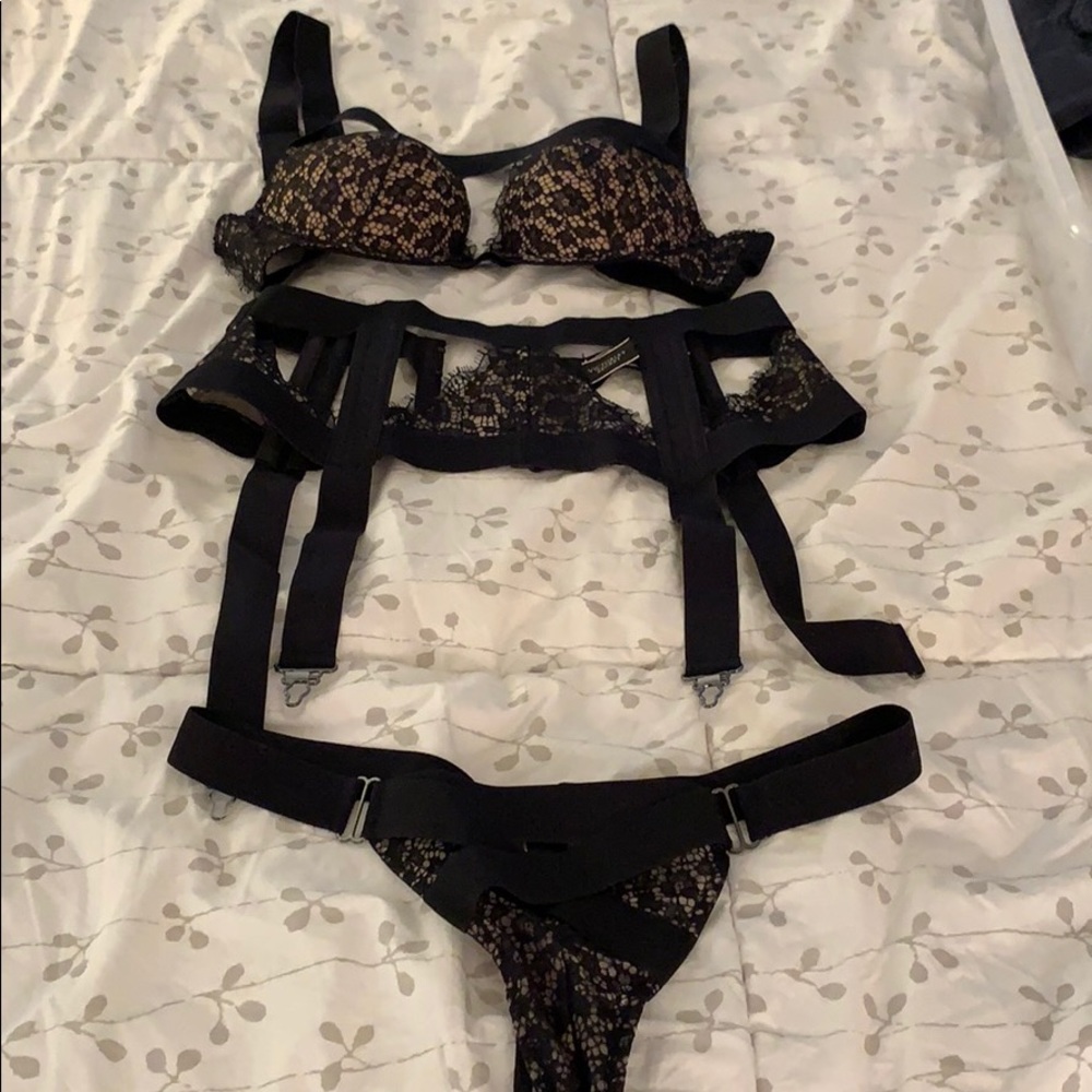 Victoria’s Secret set